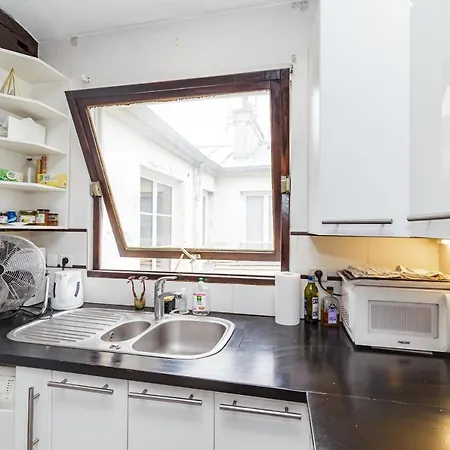 Apartment 37m With View On Paris! Paris