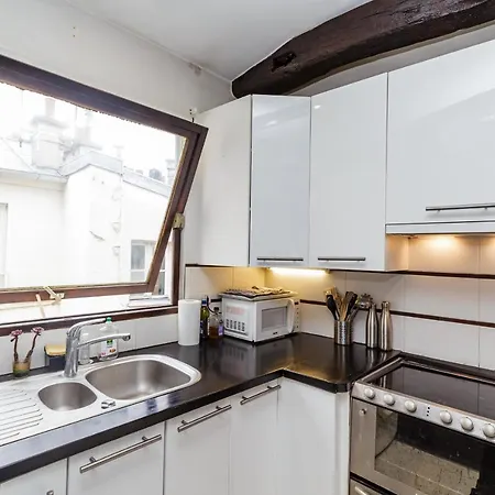37m With View On Paris! Paris